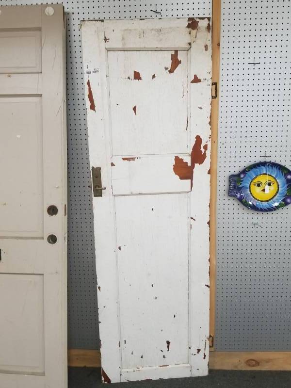 lot 8171 image: Wooden Door