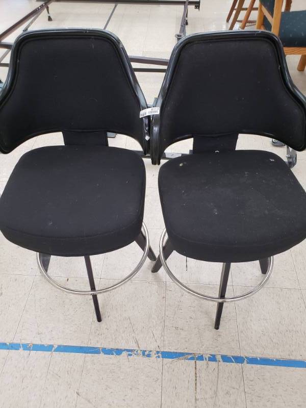 lot 8113 image: 2 Black Retro Barstools