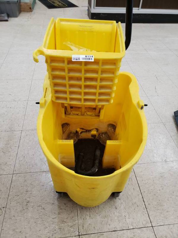 lot 8114 image: Yellow Commercial Mop Bucket