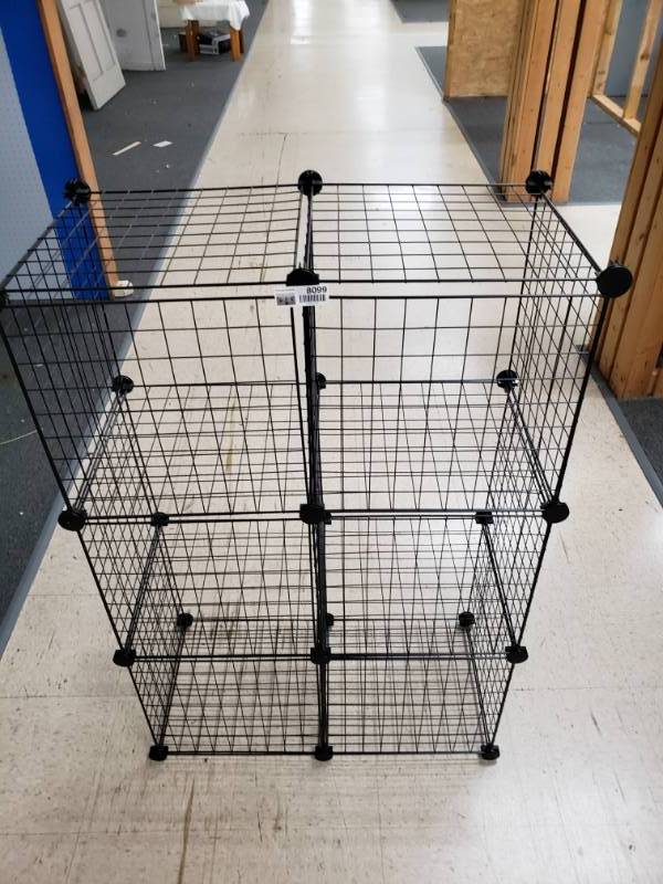 lot 8099 image: Cubical Wire Shelving