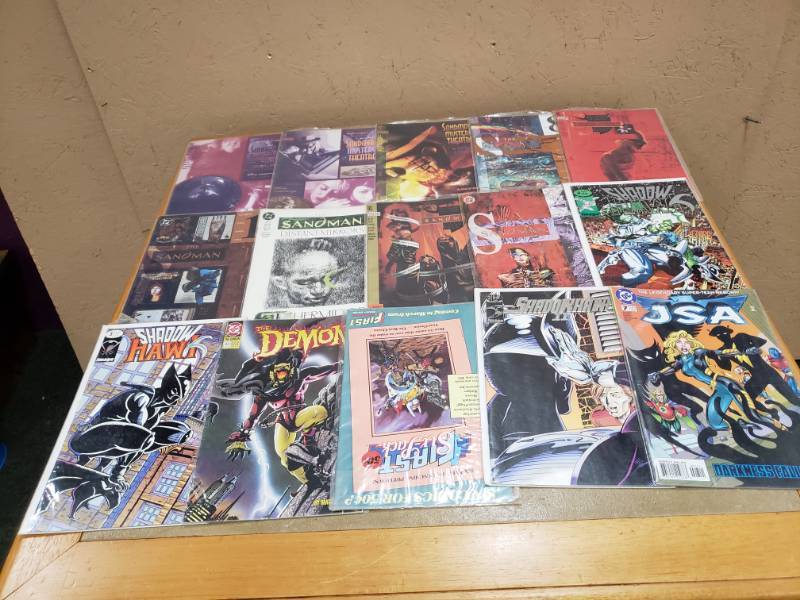 lot 8228 image: Lot of Comic Books
