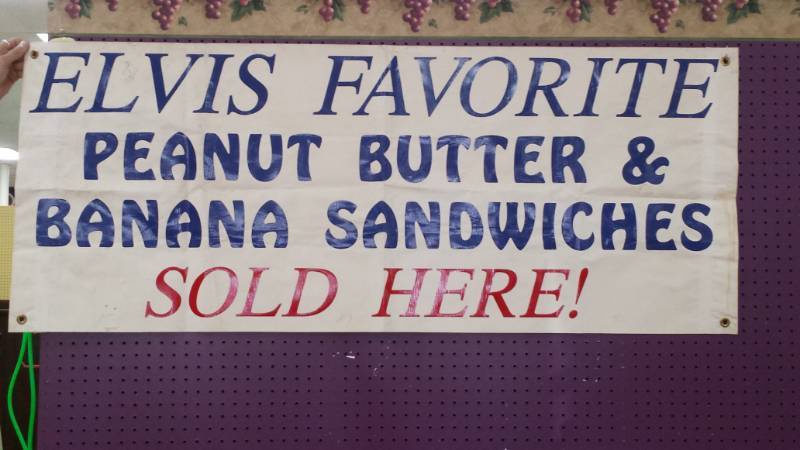 lot 8075 image: ELVIS Favorite Sign