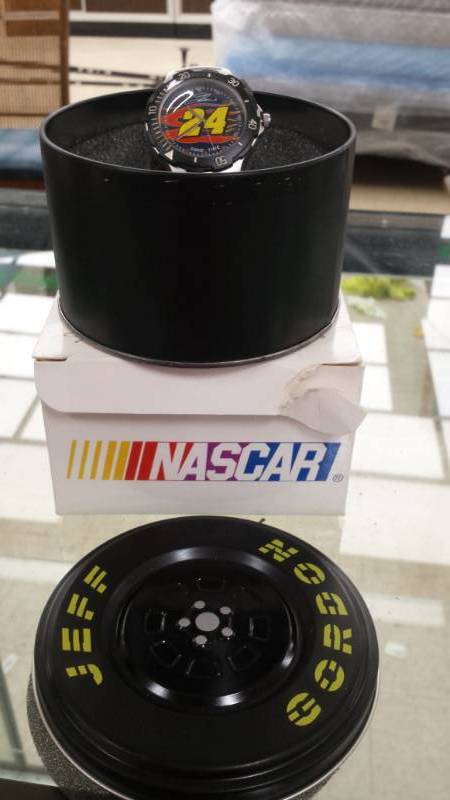 lot 8087 image: Jeff Gordon Watch