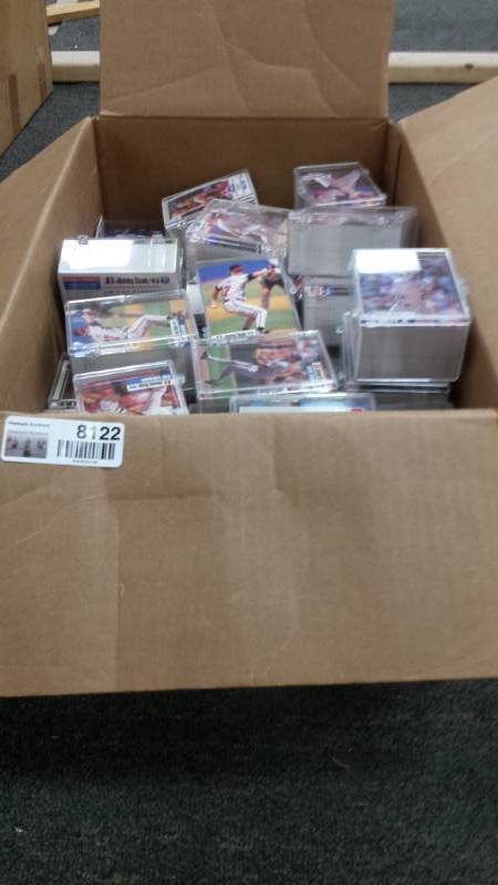 lot 8122 image: Mega Lot of Sports Trading Cards
