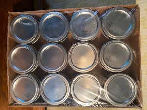 lot 173 image: Smooth Canning 4 Oz Jars, (12) w Lids and Bands, New Box