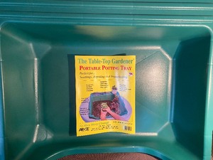 lot 190 image: Table-Top Gardener, Portable Potting Tray, New