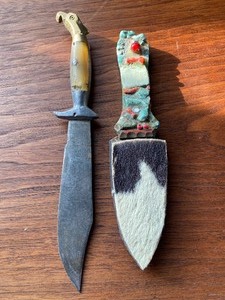 lot 249 image: Vintage Knives