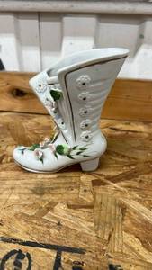 lot 527 image: Decorative White Porcelain Victorian Boot Vase