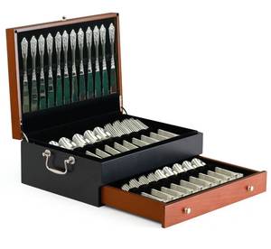 lot 1399 image: boldworks Silverware Storage Box Silverware Chest Case for Silver Flatware with Lid Tarnish Proof Felt Lined Partition and Drawer Holds Service for 14 Includes Polishing Cloth - Retail $114