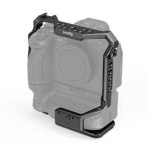 lot 12415 image: SmallRig Cage for Sony Alpha 7R V7 IV7S III7R IVAlpha 1 with VG-C4EM Battery Grip - 3594