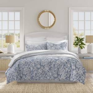 lot 15689 image: Nautica - King Duvet Cover Set, Reversible Cotton Bedding with Matching Shams, Elegant Floral Bedding Set (Tortola Blue, King)