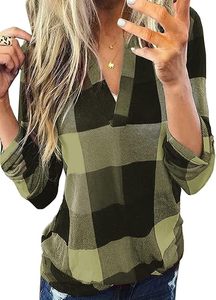 lot 8175 image: Dokotoo Plaid Long Sleeve Top L