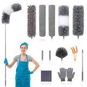 lot 10409 image: 12pc Microfiber Duster