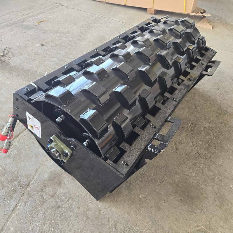 lot 7185C image: Captok CK-CW59 Skid Steer Sheeps Foot Roller Attachment (Note Item plates state Brush Cutter Attachment)
