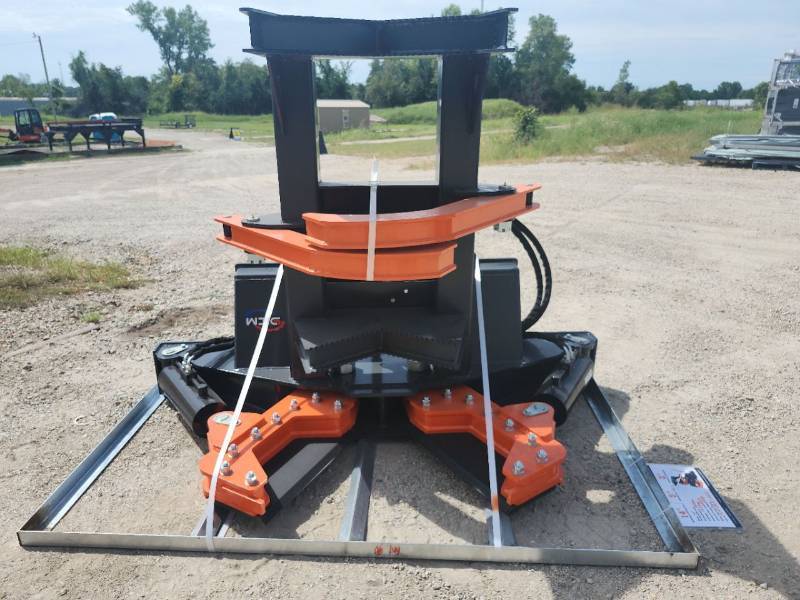 lot 3505 image: Unused Skid Steer WIG 14-inch Industrial Tree Shear Attachment