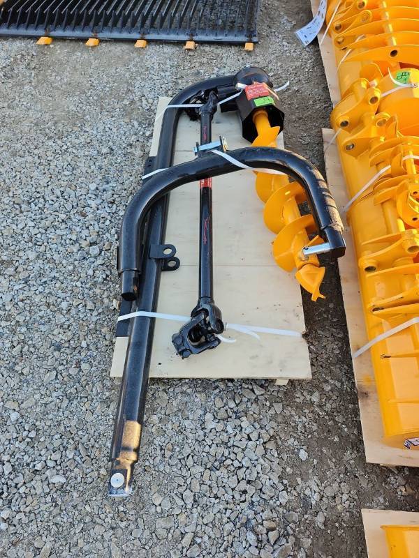 lot 7607 image: Unused Captok Tractor Auger  CK-TA74