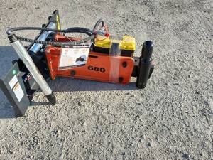 lot 3543 image: Unused WIG Hydraulic Concrete Breaker Skid Steer Attachment  XN-PSC-68