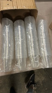 lot 3544153 image: Bulk Clear Plastic Cups - 200 Count - Retail $45