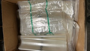lot 3544158 image: Sealed Air 2 Tapes Plain Side Clear Cryovac Bags 16��x41�� and 6inx9in