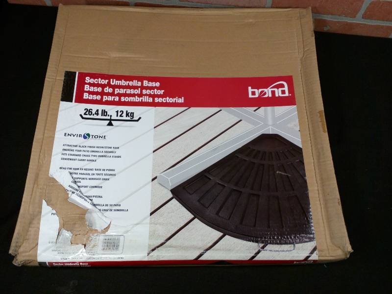 lot 19 image: Bond Sector Umbrella Base