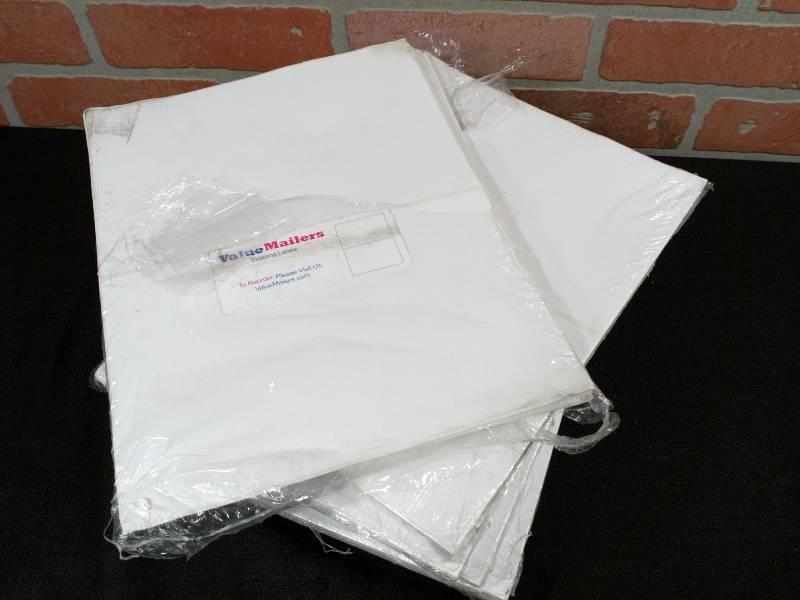 lot 113 image: Value Mailers Mailing Labels