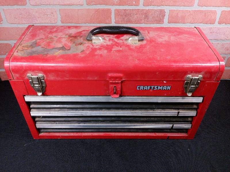 lot 115 image: Craftsman Tool Box
