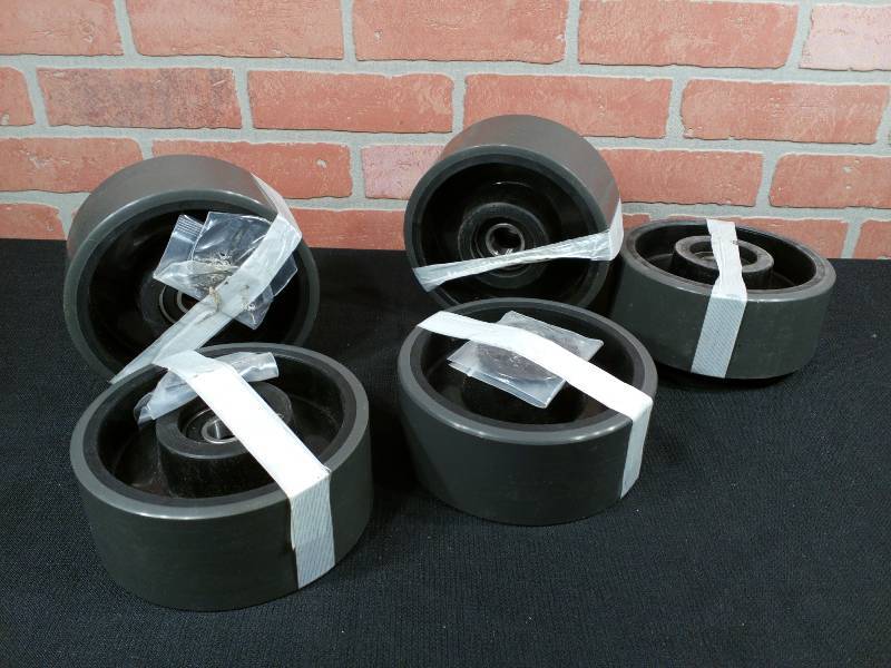 lot 134 image: Cart or Pallet Wheels