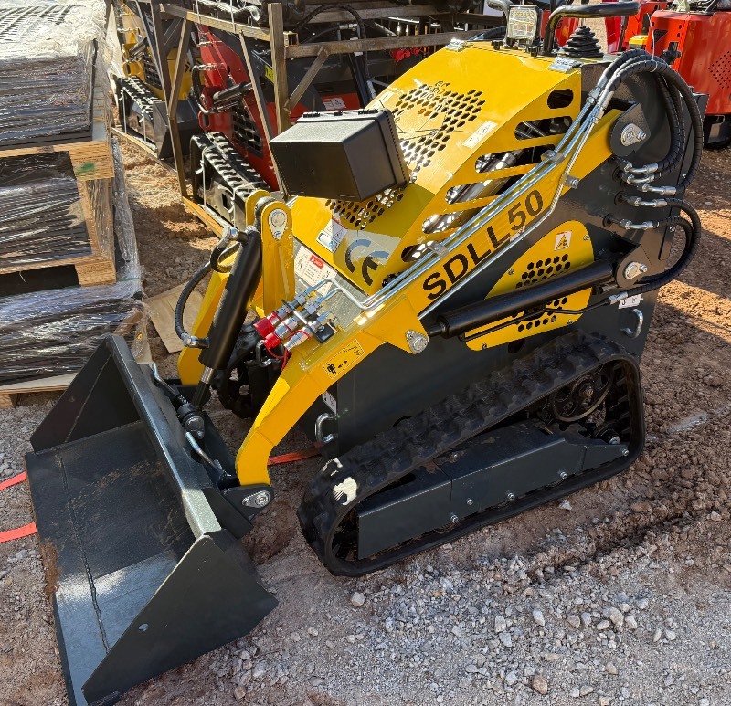 lot 1004N image: 2025 Unused SDLL50 Mini Skid Steer - Dual Pump-Triple Valve