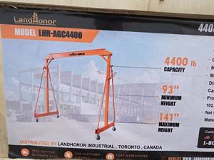 lot 1673 image: LandHonor 4400lb All-Steel Gantry Crane