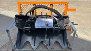 lot 1824 image: Arteer 15000lbs Skid Steer Winch Model SS-15000G