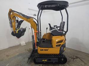lot 2040 image: CFG QK18R Mini Excavator 1.8 Ton