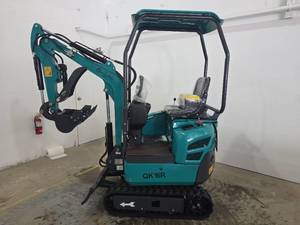 lot 2042 image: CFG Industrial QK16R Mini Excavator