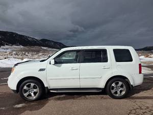 lot 81 image: 2012 Honda Pilot EX-L  3rd Row  199K Miles  Leather, Sunroof, Runs & Drives