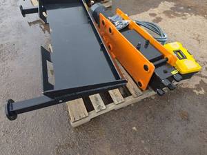 lot 2234 image: Wolverine PD-12-08D Skid Steer Post Driver