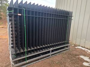 lot 1066 image: Unused Pallet Of 10ft x 6.5ft Power Coated Steel Frame Fence Fencing (24 Panels)