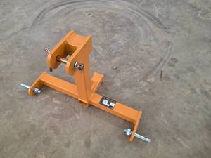 lot 2156 image: Wolverine Quick Coupler QC3-26-14G Attachment
