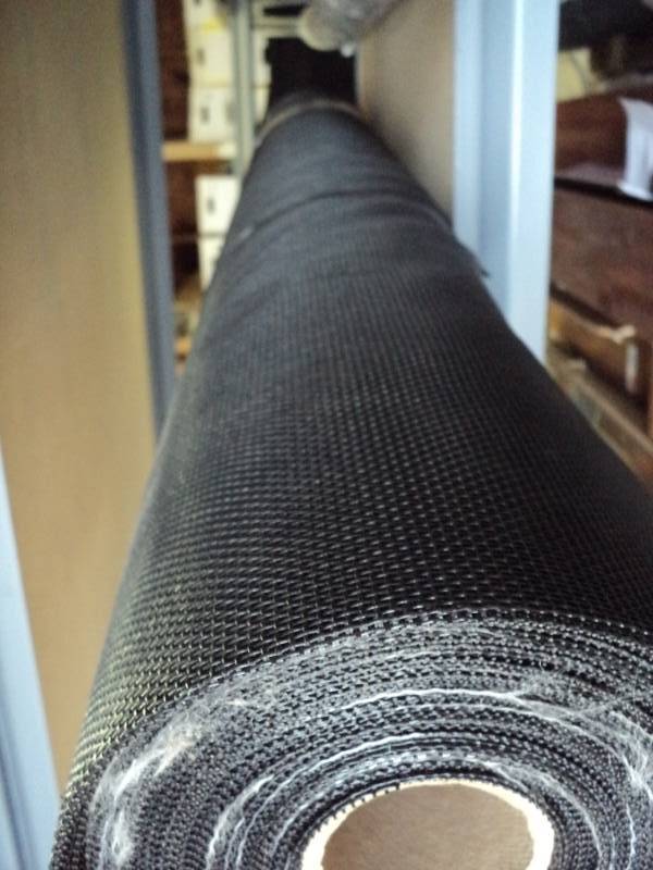 lot 2573 image: (1) roll Fabric Mesh 48 x 100, black