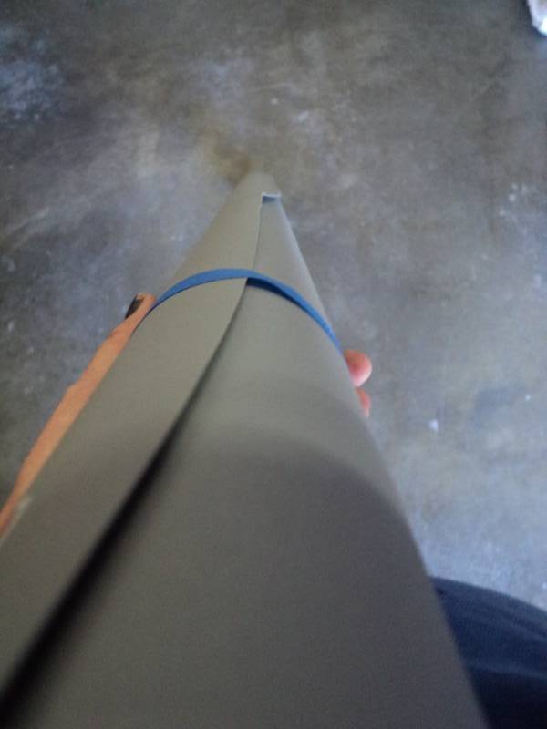 lot 2609 image: (1) roll vinyl wall covering