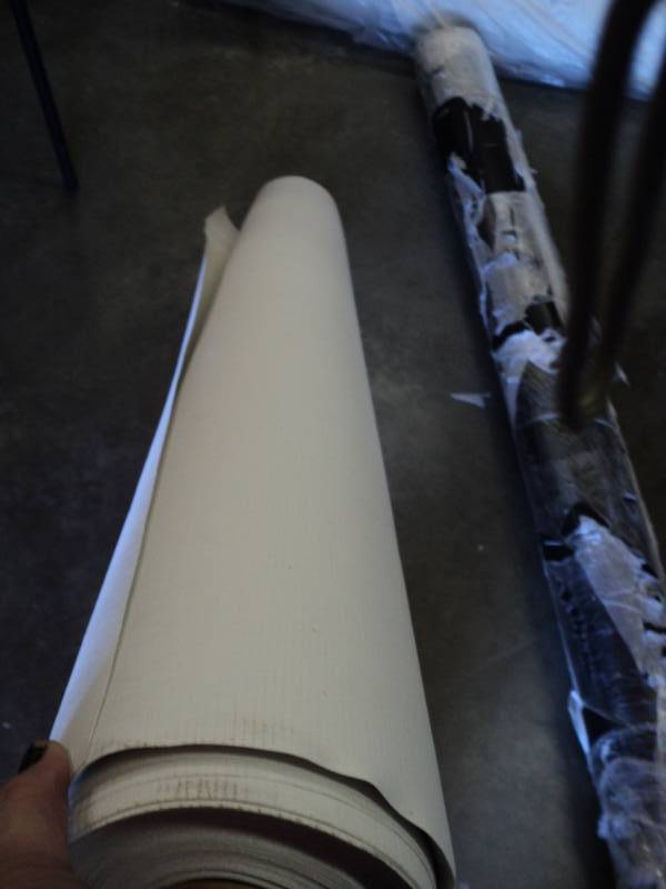 lot 2613 image: (1) roll fabric backed vinyl wall covering