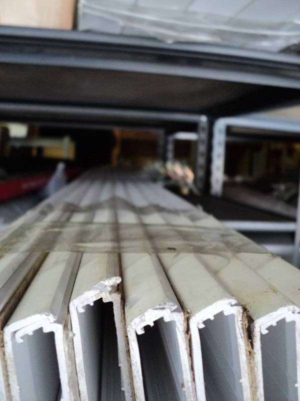 lot 2626 image: (8) CT lot inter locking plastic trim pieces