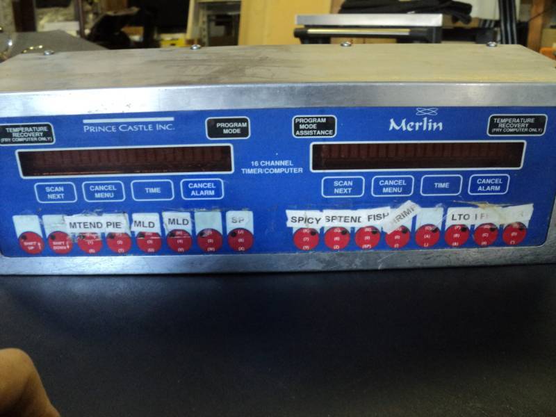 lot 2630 image: Merlin 16 channel timer computer