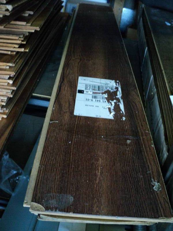 lot 2146 image: (7) plank laminate flooring