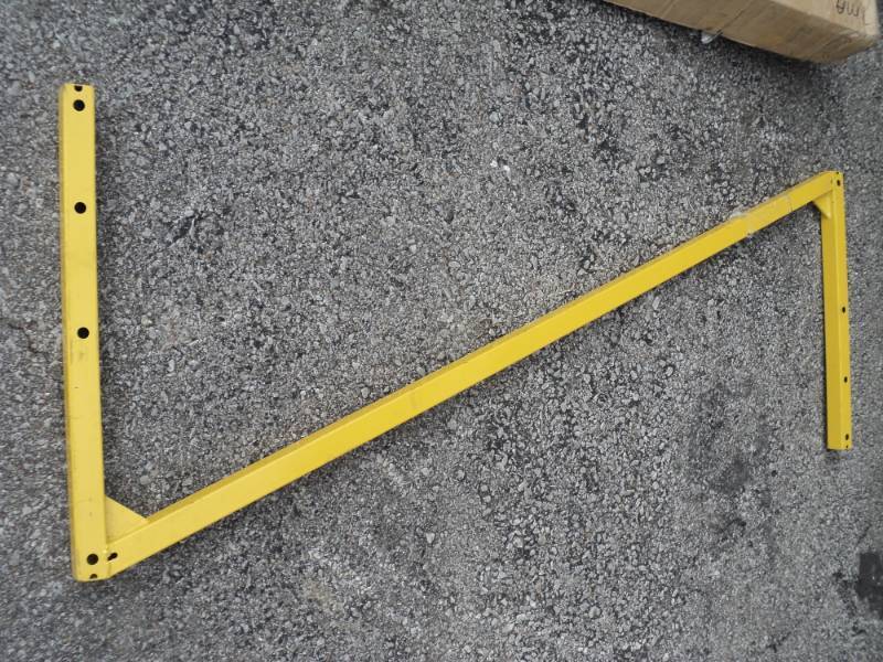 lot 2721 image: Z rack base