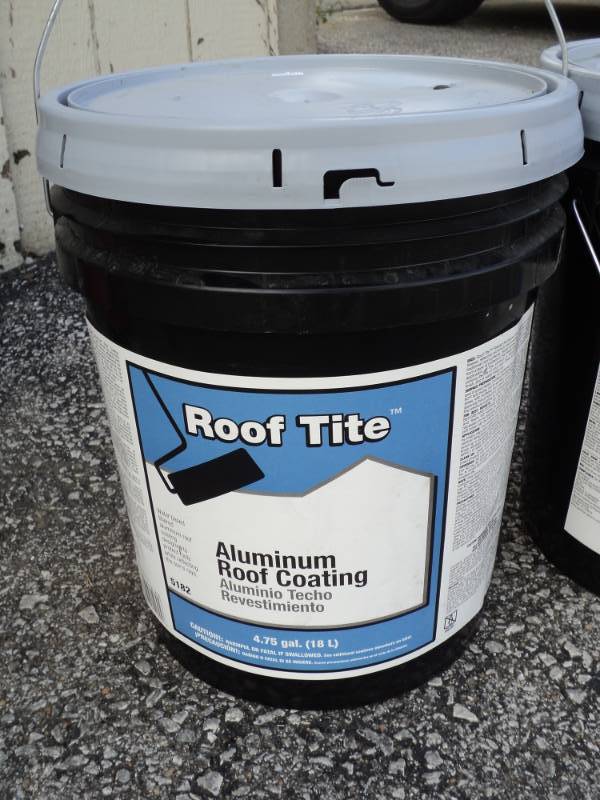 lot 2740 image: (1) 4.75 gallon buckets Roof Tite Aluminum Roof Coating