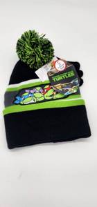 lot 66917 image: Teenage Mutant Ninja Turtles Winter Hat and Gloves Set - Retail $15