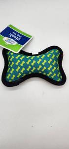 lot 67006 image: Forever Pals Holiday Dog Toy Collection - Retail $12