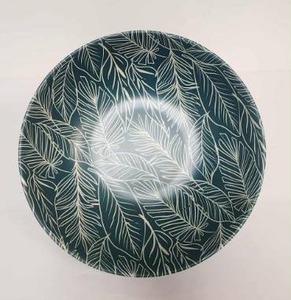 lot 67055 image: Decorative Tropical Leaf Pattern Bowl - Retail $24