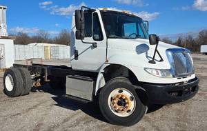 lot 101 image: 2015 INTERNATIONAL MA035 4400 SBA 4x2 - Automatic Transmission - 293,061 Miles - VIN 3HAMKSTN2FL730854
