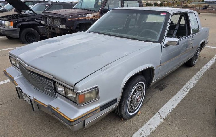 lot 7725 image: 1985&nbspCadillac&nbspDeville&nbspCoupe