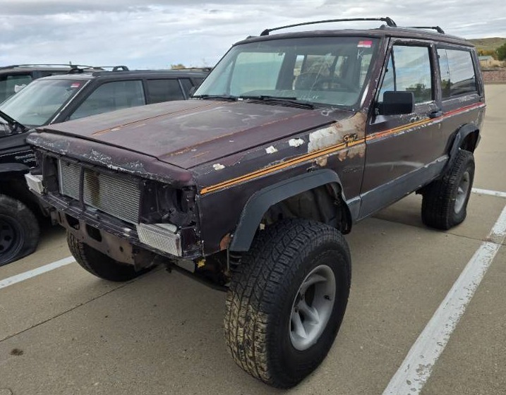 lot 7724 image: 1991&nbspJeep&nbspCherokee&nbspSport 2-Door 4WD